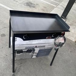 Plancha Grande De Fiero Gruesa Con Mangera I Patas Desmontables Nuevo.