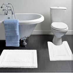 SHACOS White Christmas Bathroom Rugs Sets 3 Piece, Non Slip Soft Absorbent 16"x24" Small Microfiber Bath Mat with Toilet Lid Cover, Shaggy Xmas Carpet