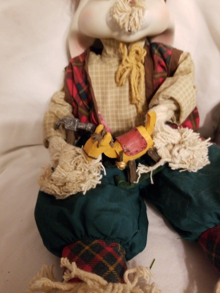 Christmas Around The World Grampa Bunny