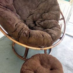 Like New Papasan Chair And Ottoman 