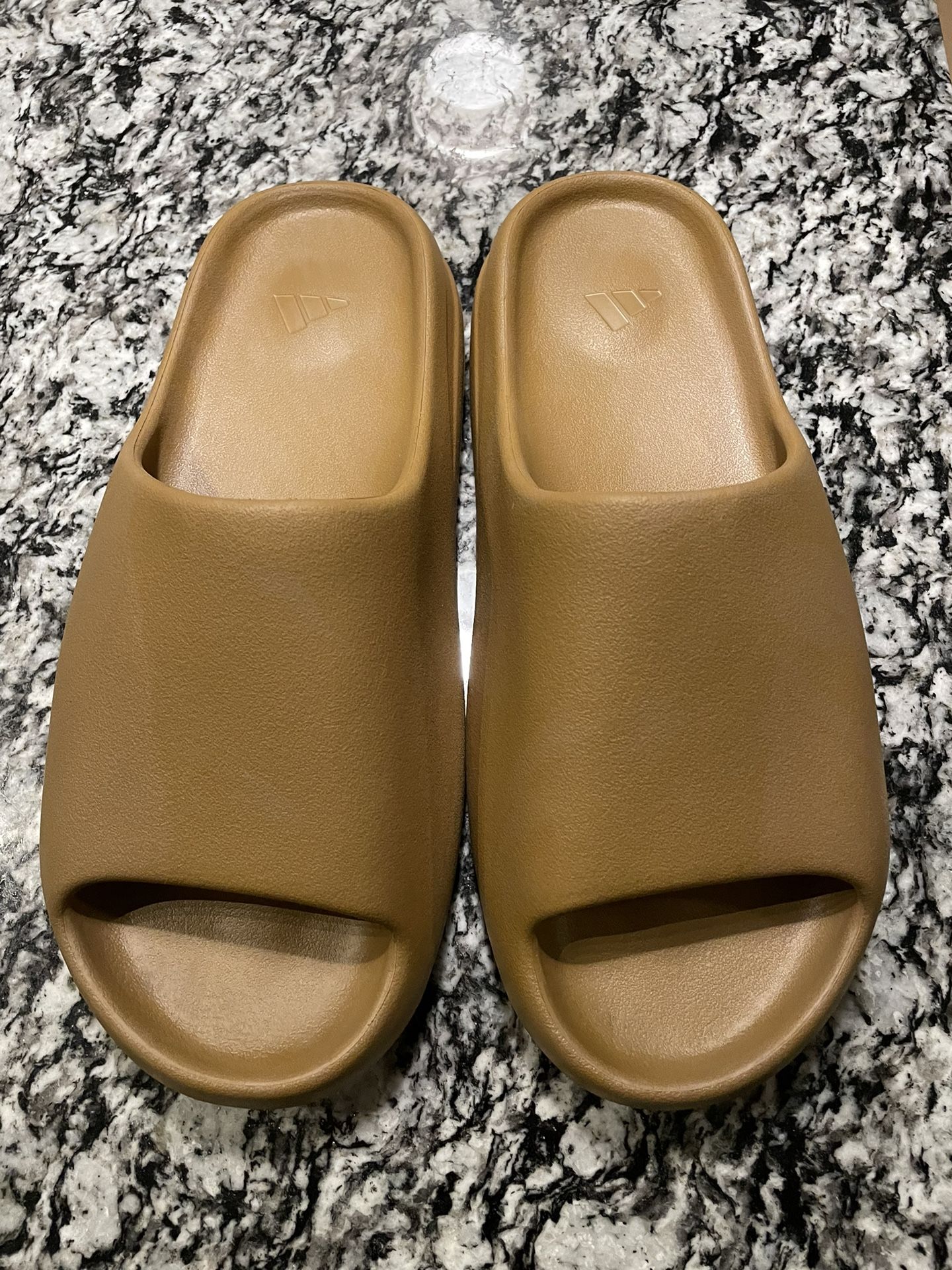 YEEZY Slide Ochre- Size (14)
