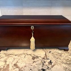 Jewelry Box Original Bombay Company