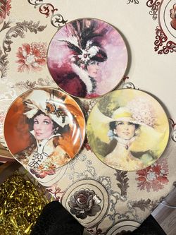 22k Gold Decorative Plates