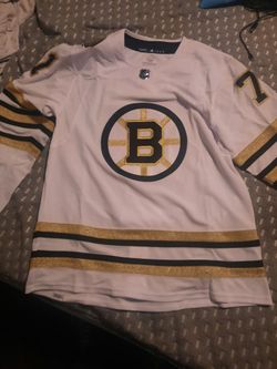 Adidas Boston Bruins Hockey Jersey White Gold Taylor Hall 100th IM8286 Sz 52