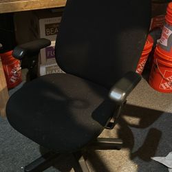 Office Desk Chair- Black