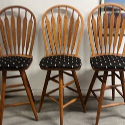 3 Awkward 28 Inch High Very Strong Good Condition Barstools