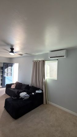 Minisplit A/C 12k btu para sala ,recamara , garage ADU.