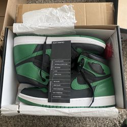 Air Jordan 1 retro High OG "Pine Green"
