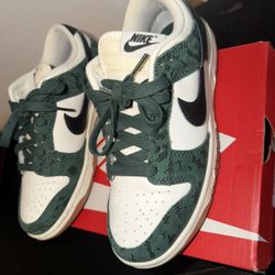 Snake Dunks 