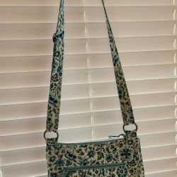 Vera Bradley Hipster Purse/Never Used 