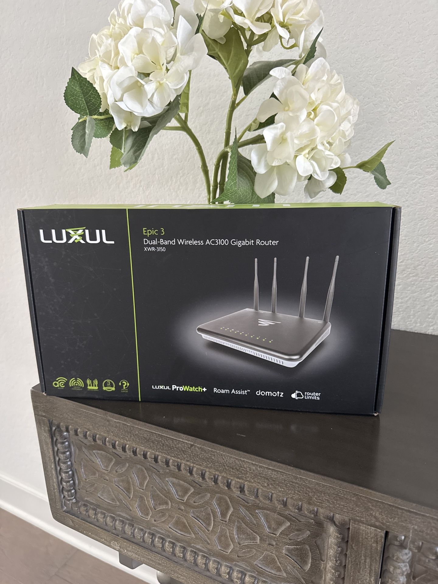 Lucio Epic 3 Router