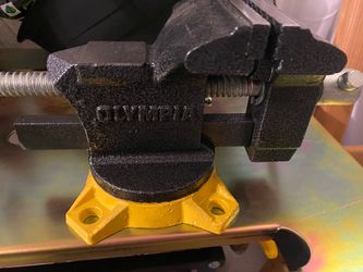 Olympia Cast Iron Bench Vise