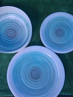 12pc Godinger Silver porcelain spiral dinnerware set in blue.