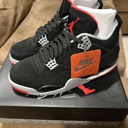 Bred Jordan 4s Size 9.5 2019