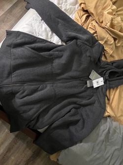 Sweater L