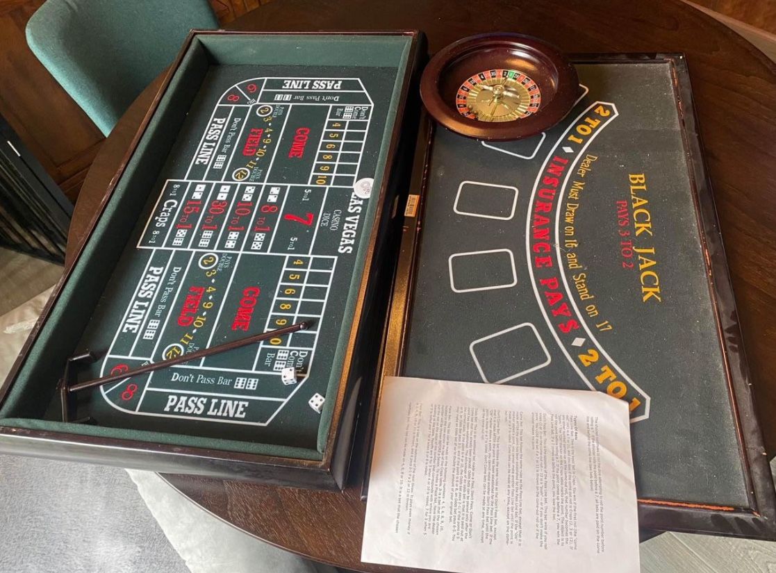 Table Top Game Set Roulette Poker Craps