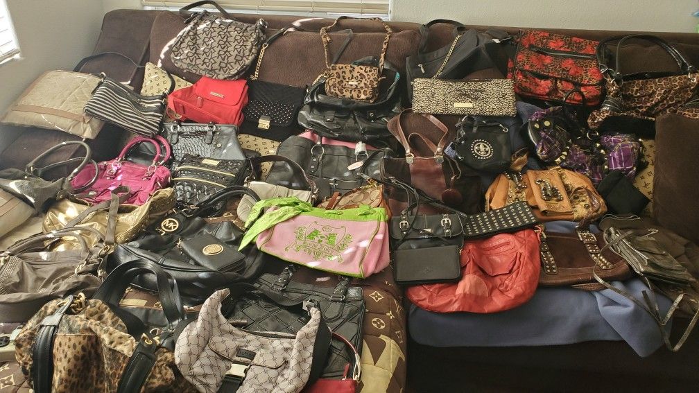 30 Purses + 5 wallets lot only $300. Fcfs CHECK OUT MY OTHER ITEMS FOR SALE.