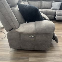 Electric Reclining Sectional