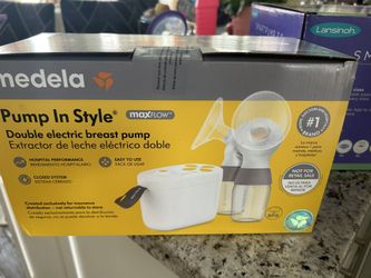 Modela MaxFlow Breast Pump, Brand New, Seal In Place!