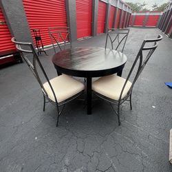 Dining set for kitchen or living room