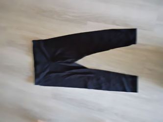 Black Cropped Leggings