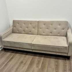 Beige Vintage Tufted Couch