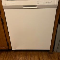 Working Dishwasher