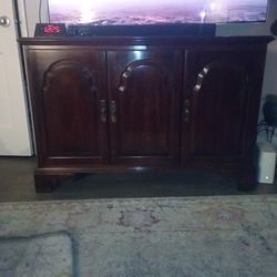Ethan Allen speaker cabinet cherry wood  good shape 3'11" w x 21" front to back x 32" height