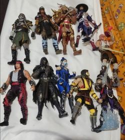 Lot of 10 Mortal Kombat 11 McFarlane figures