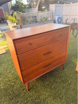 3-Drawer West Elm Mid Century Dresser