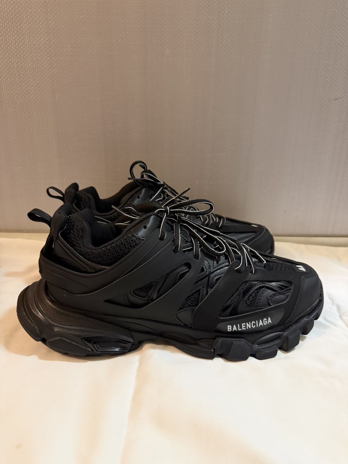 Balenciaga Tracks