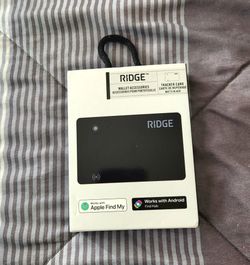 NEW Ridge Wallet Tracker Card