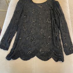 Black Lace Top With Scalloped Edges lg 