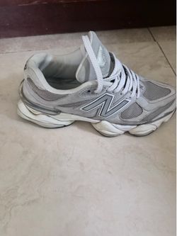New Balance 9060 -men’s size 8