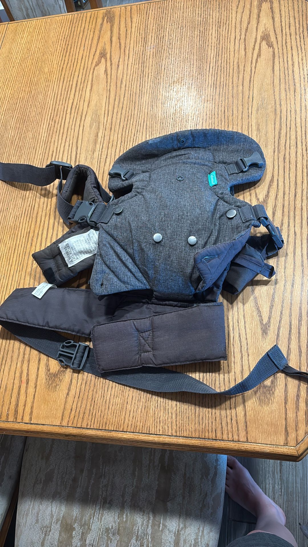 Infantino Baby Carrier 