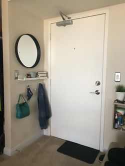 Circular wall mirror