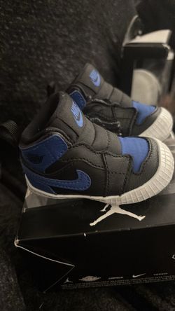 Nikes 2c