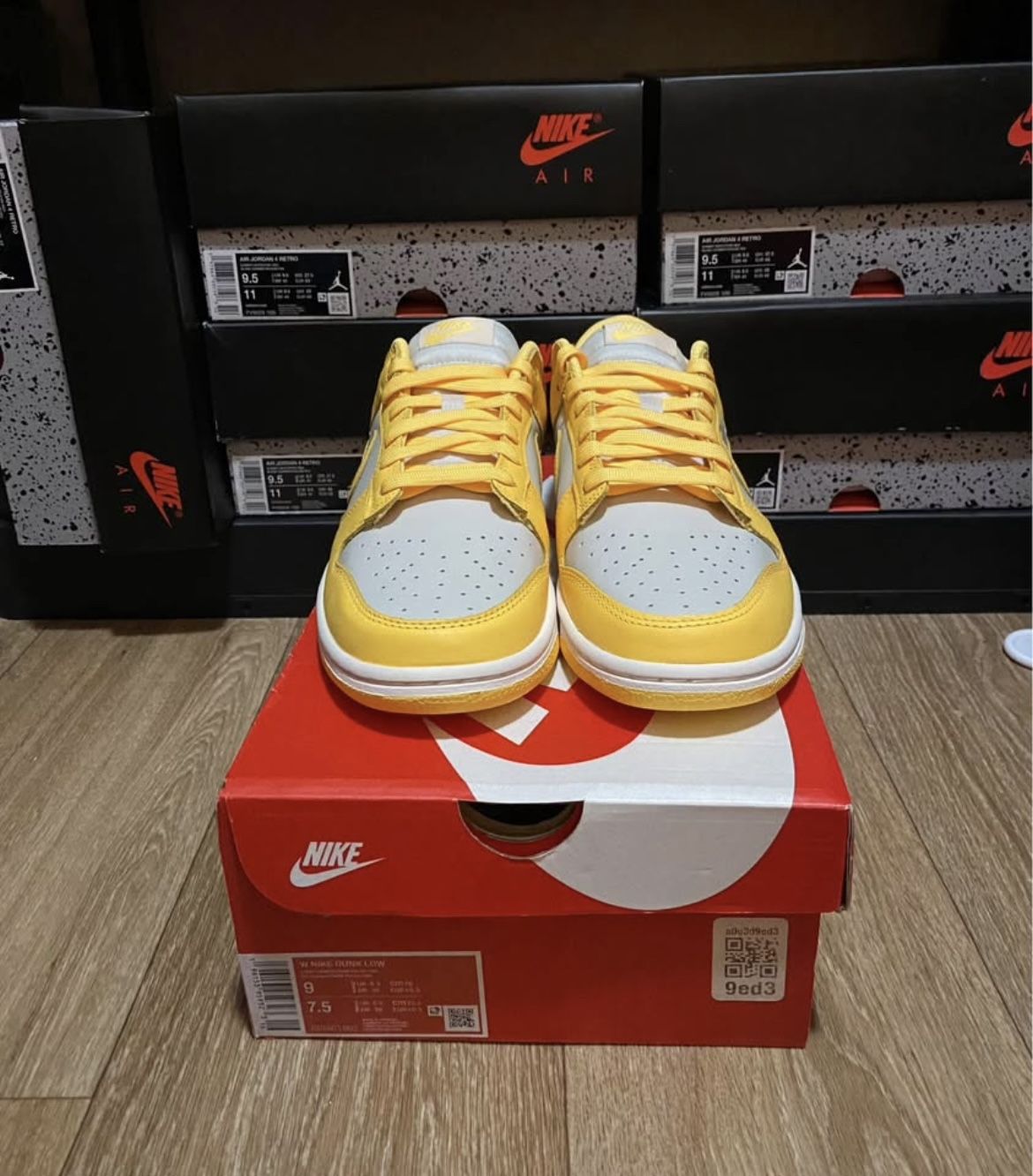 Nike dunk low citron pulse