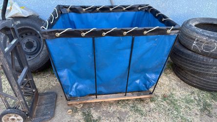 Storage or laundry for wheel cart