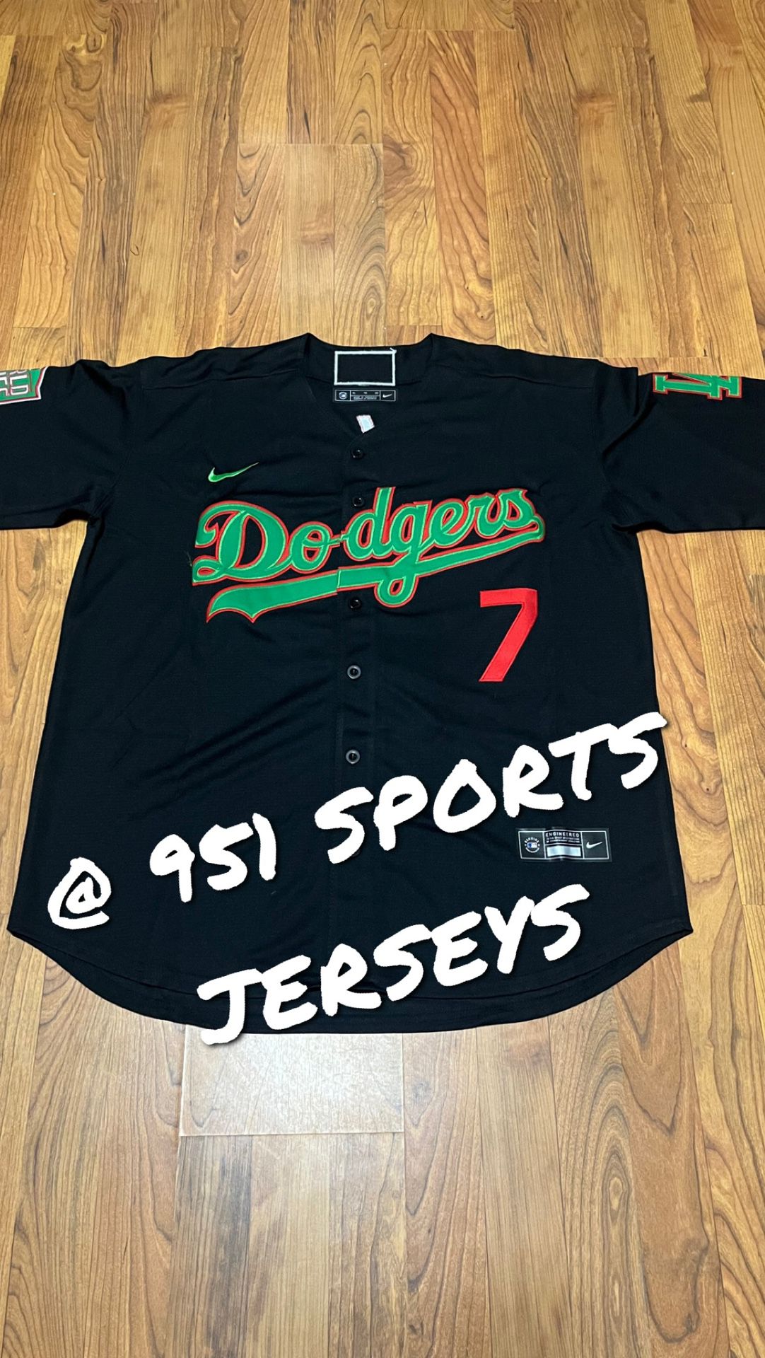 Urias Black Mexico Dodgers Jersey 3XL for Sale in Orange, CA