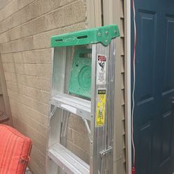 5 Ft Webber Aluminum Ladder 