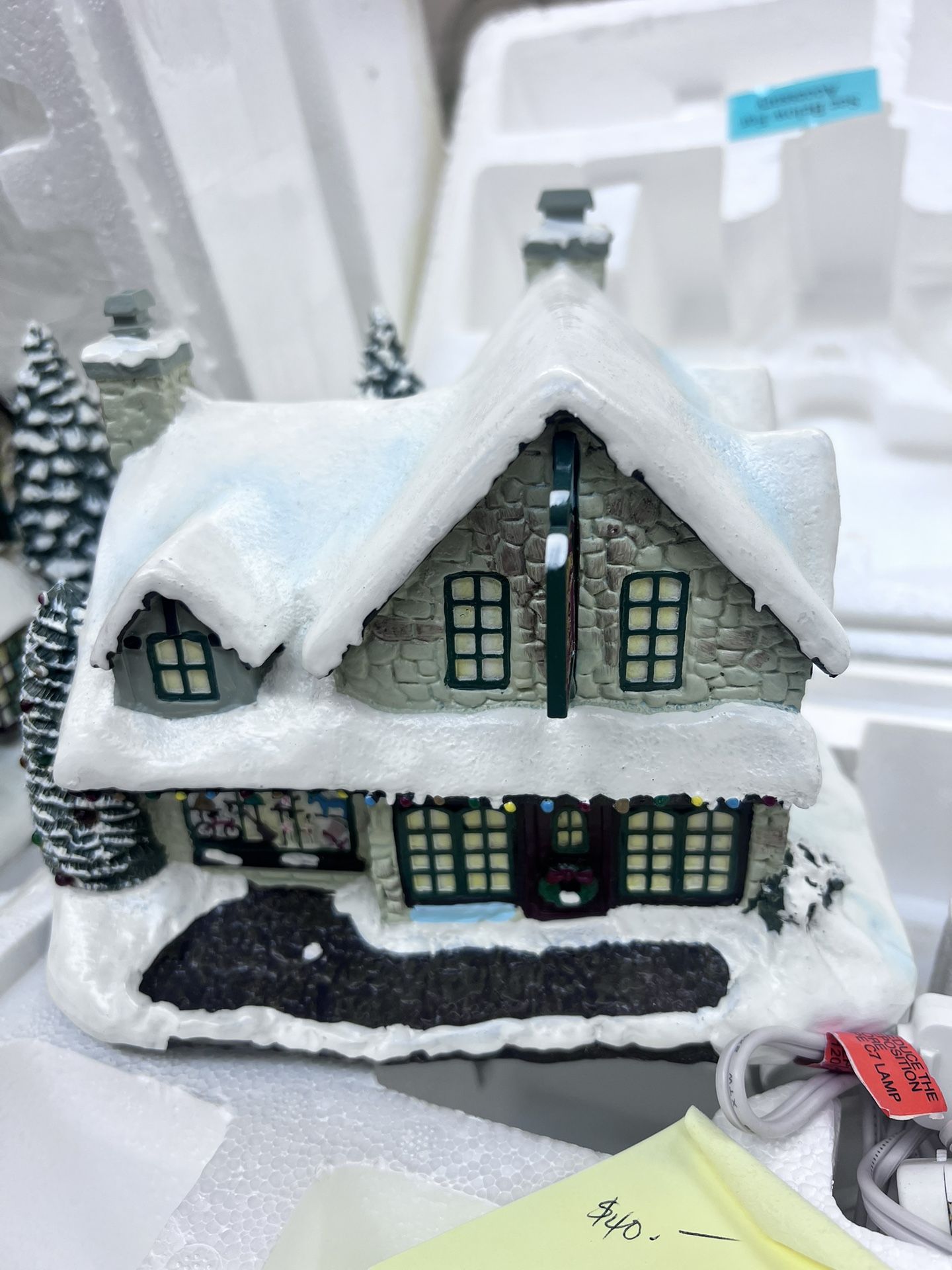 Christmas Village -READ DESCRIPTION