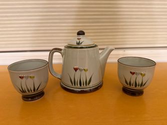 Nobilta ceramic tea set