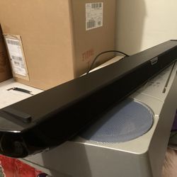 Signia sound bar And wireless subwoofer