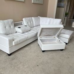 BRAND NEW SECTIONAL WITH OTTOMAN $645! AVAILABLE IN BLACK, GRAY, WHITE AND GRAY!!!!!
