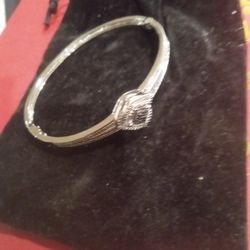 Fashionable Women's bracelet 