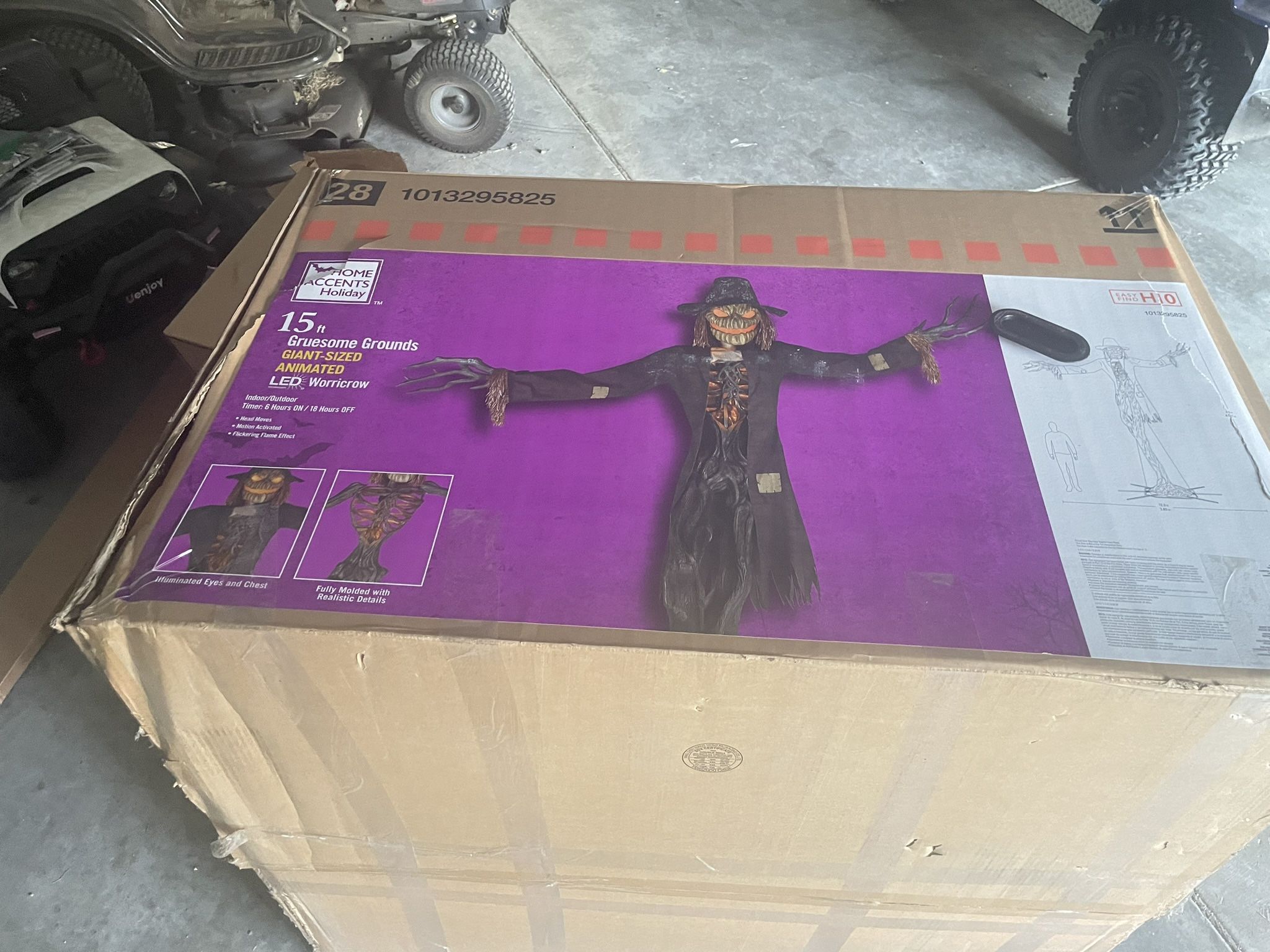 15ft Scarecrow