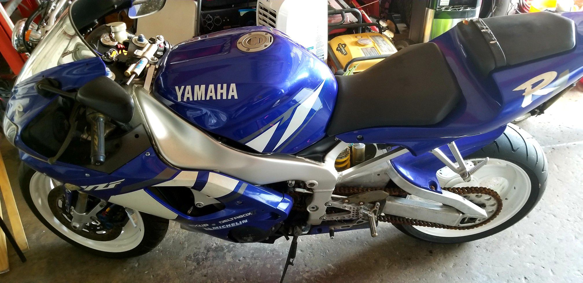 2001 Yamaha r1