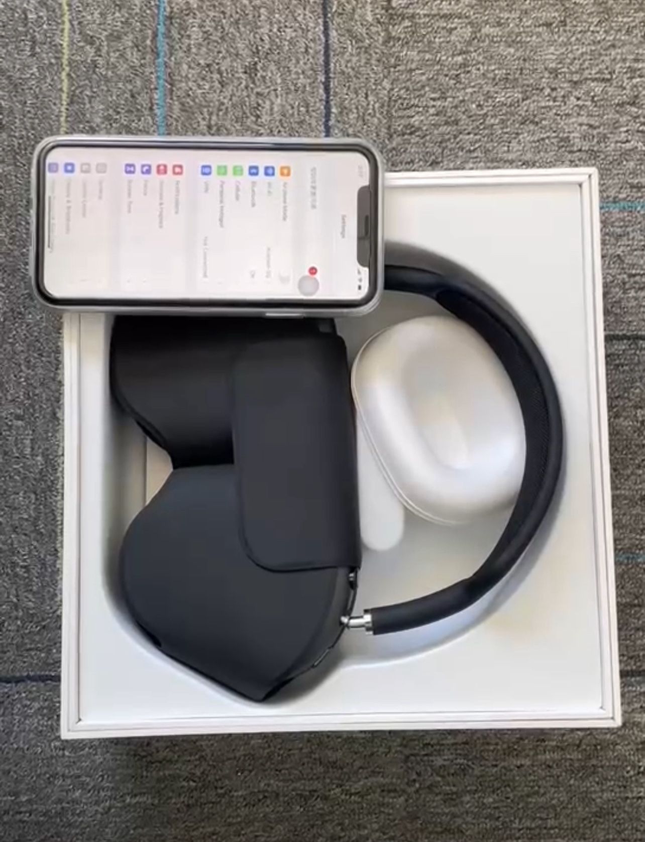 Maxes USB-C