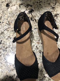 Toms wedges size 8w nw